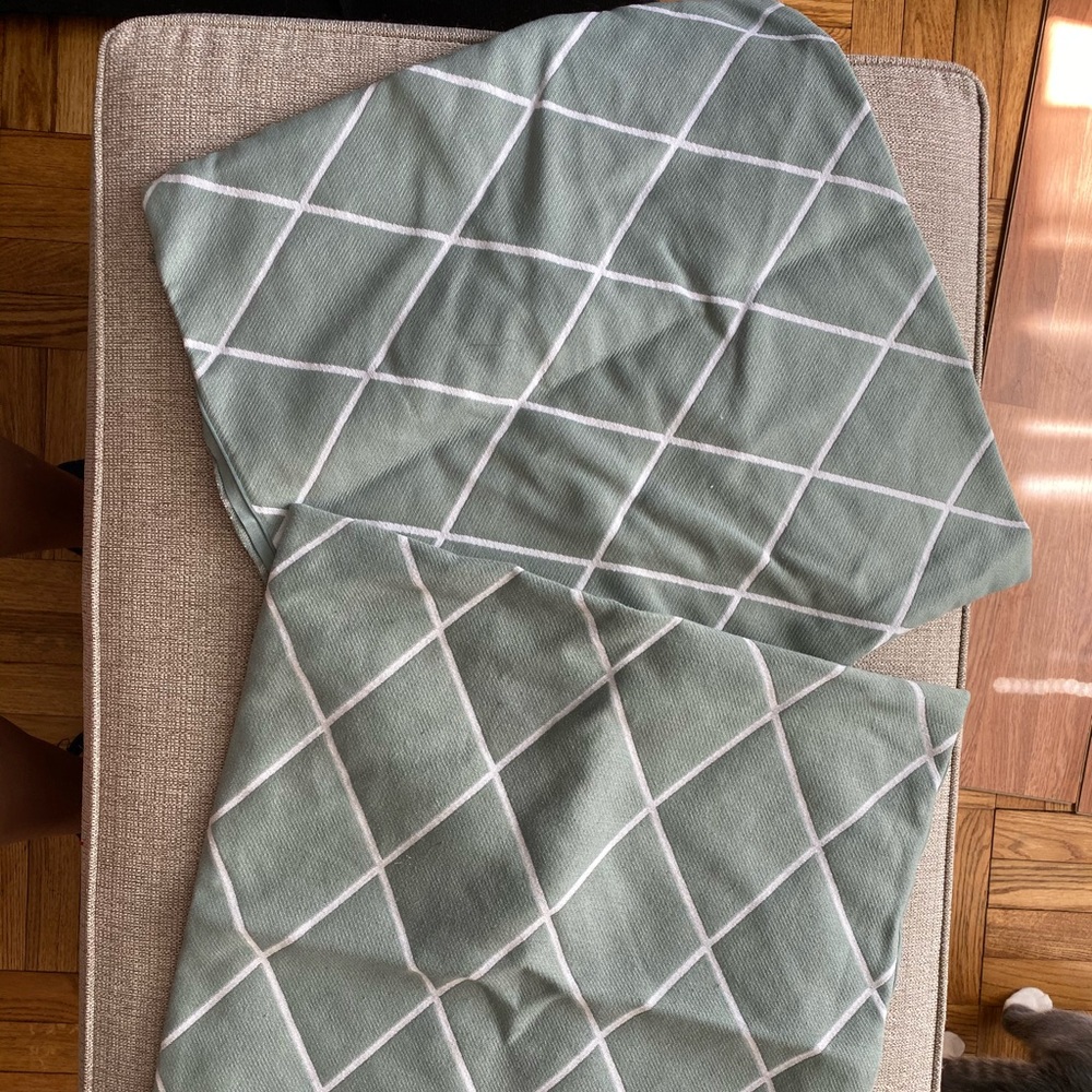 Light Mint patterned pillow cover